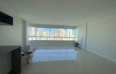 Imagem: O apartamento possui 3 Dormitórios, 4 Banheiros, 3 Vagas na