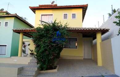 Imagem: A casa em condomínio possui 2 Dormitórios, 3 Banheiros, 1