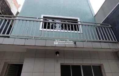 Imagem: A casa em condomínio possui 3 Dormitórios, 3 Banheiros, 2