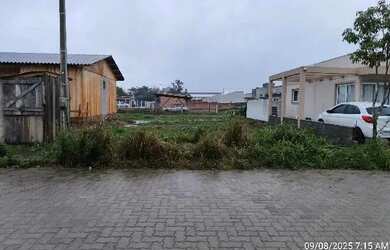 Imagem: O terreno possui 282m² de Área e está localizado em Santo