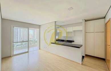 Imagem: O apartamento possui 3 Dormitórios, 2 Banheiros, 2 Vagas na