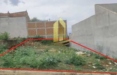 Imagem: O terreno possui 160m² de Área e está localizado em Jardim