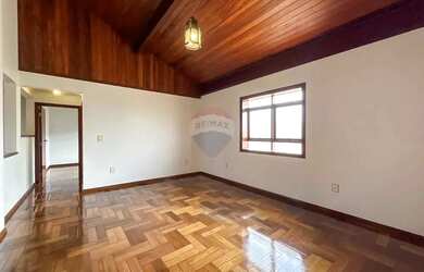 Imagem 10: Aluga-se casa térrea, com 4 suítes, ar condicionado, e piscina - Condomínio Vista Alegre S