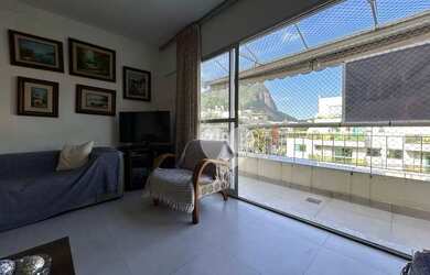 Imagem: O apartamento na cobertura possui 4 Dormitórios, 4 Banheiros