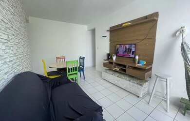 Imagem: O apartamento possui 1 Dormitório, 1 Banheiro, 1 Vaga na garagem