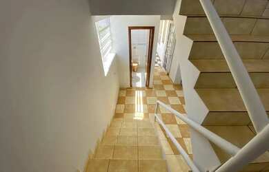 Imagem 16: Casa para alugar ou vender com piscina, 5 quartos sendo 1 suíte na Região...