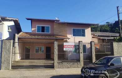 Imagem 4: Casa no bairro Itaum, Joinville 126m², 4 dormitórios, 1 suíte, 4 banheiros...