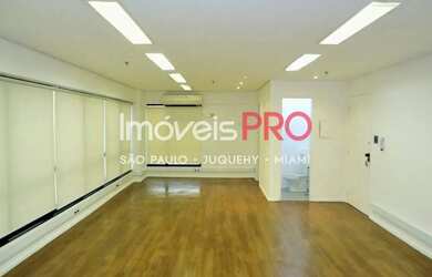 Imagem: O depósito possui 1 Vaga na garagem, 49m² de Área e está