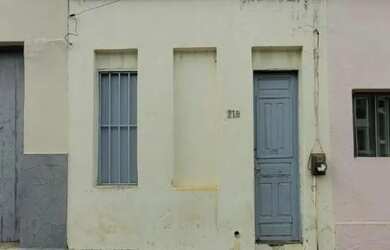 Imagem: A casa possui 1 Dormitório, 1 Banheiro, 56m² de Área, Imóvel