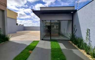 Imagem: O depósito possui 5 Vagas na garagem e 80m² de Área e está