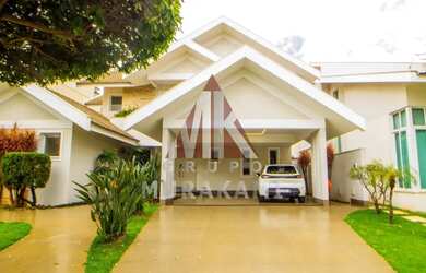 Imagem: A casa em condomínio possui 3 Dormitórios, 3 Banheiros, 2