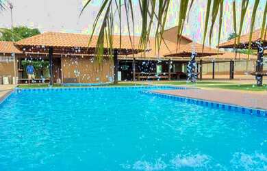 Imagem 16: Estância Cerrado. Acomodam 10 pessoas, 5 Vagas na garageme3 Dormitórios