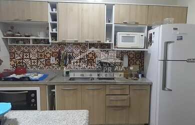 Imagem 6: Apartamento localizado a 300 metros da praia, vista livre da sacada. Na...