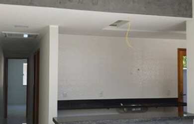 Imagem 8: Casa no Recanto de Itaipuaçu com piscina Confira