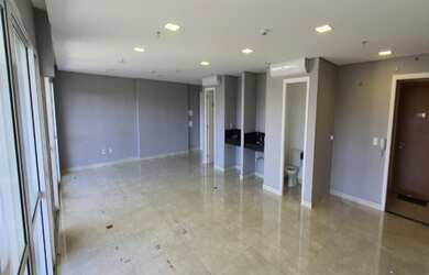 Imagem: O depósito possui 1 Vaga na garagem, 31m² de Área e está