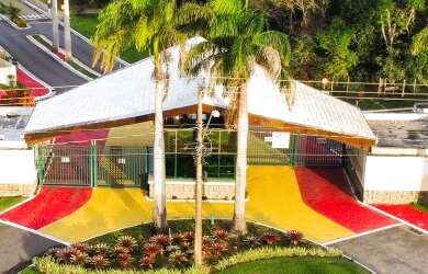 Imagem: O terreno possui 300m² de Área e está localizado em Nova