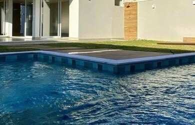 Imagem: A casa em condomínio possui 3 Dormitórios, 3 Banheiros, 2