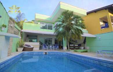 Imagem 1: Casa na praia, 4 suítes, Piscina, Churrasqueira, 4 vagas, Tombo, Guarujá