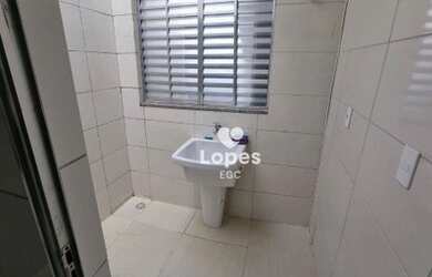 Imagem: A casa possui 2 Dormitórios, 1 Banheiro, 65m² de Área e