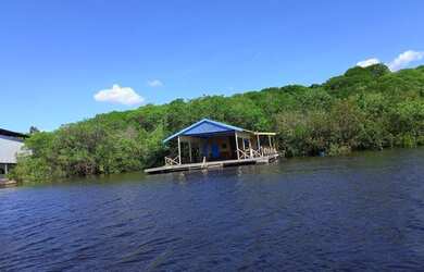 Imagem 3: Flutuante no Tarumã. 200m² de Área