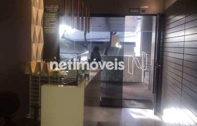 Imagem: O depósito possui 1 Vaga na garagem e 23m² de Área e está