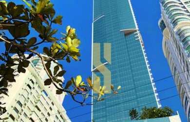 Imagem: O apartamento possui 4 Dormitórios, 5 Banheiros, 3 Vagas na