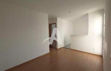 Imagem: O apartamento possui 2 Dormitórios, 1 Banheiro, 1 Vaga na garagem