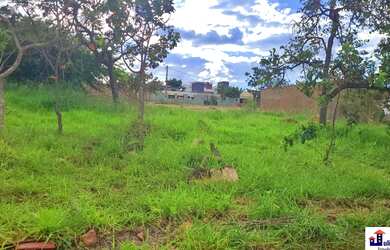 Imagem: O terreno possui 690m² de Área e está localizado em Setor