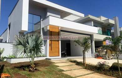 Imagem: A casa em condomínio possui 3 Dormitórios, 5 Banheiros, 4