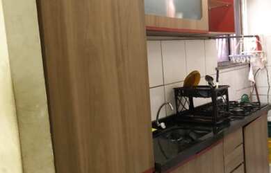 Imagem: O apartamento possui 2 Dormitórios, 1 Banheiro, 1 Vaga na garagem