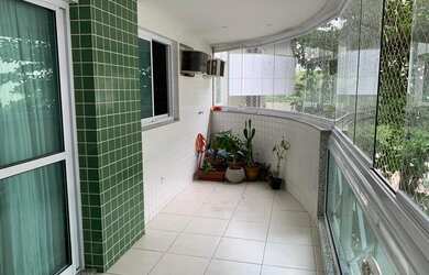 Imagem 4: Freguesia rua nobre excelente 3 qts mais dependências varandão frente...