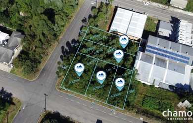 Imagem: O terreno possui 480m² de Área e está localizado em Flores