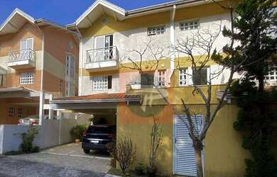 Imagem: A casa em condomínio possui 3 Dormitórios, 3 Banheiros, 4