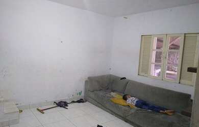 Imagem 11: Três Casas para Renda em Boa Localização no Jardim Zaira em Mauá/SP...