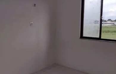 Imagem: O apartamento possui 2 Dormitórios, 1 Banheiro, 2 Vagas na