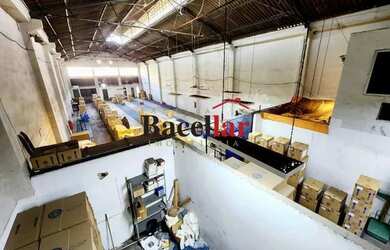 Imagem: O depósito possui 1.200m² de Área e está localizado em