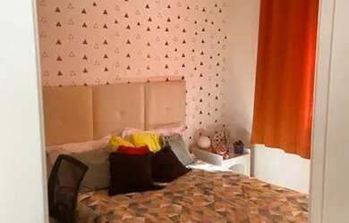 Imagem: O apartamento possui 2 Dormitórios, 1 Banheiro, 1 Vaga na garagem