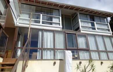 Imagem: A casa em condomínio possui 2 Dormitórios, 2 Banheiros, 4