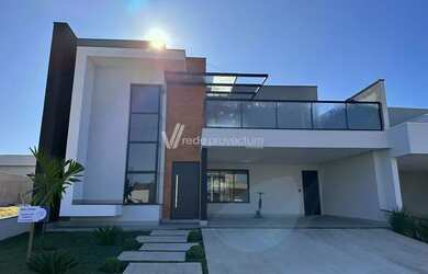 Imagem: A casa em condomínio possui 3 Dormitórios, 4 Banheiros, 4