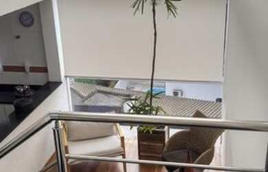 Imagem: A casa em condomínio possui 4 Dormitórios, 5 Banheiros, 2