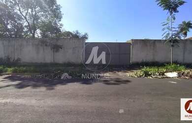 Imagem: O terreno possui 556m² de Área, Imóvel novo e está localizado