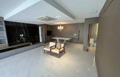 Imagem: O apartamento possui 4 Dormitórios, 5 Banheiros, 3 Vagas na