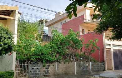 Imagem: O terreno possui 260m² de Área e está localizado em Jardim