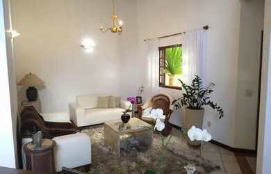 Imagem 6: Casa térrea. Piscina, Guarda roupa, Lareirae2 Vagas na garagem