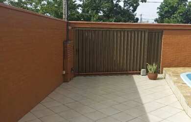 Imagem 11: Casa para venda possui 240 metros quadrados com 3 quartos em Embaré -...