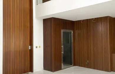 Imagem: A casa em condomínio possui 4 Dormitórios, 5 Banheiros, 3