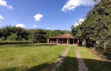 Imagem: A fazenda possui 100m² de Área e está localizado em Japecanga