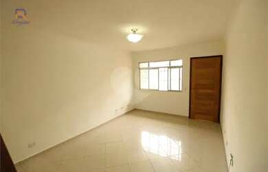 Imagem: Sobrado de 150m² com 2 quartos e 4 vagas de garagem