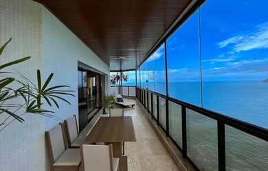 Imagem 2: Luxuoso apartamento de frente para o mar em condomínio de alto padrão...