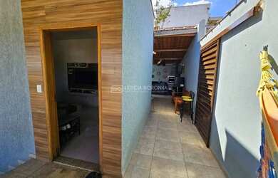 Imagem 6: Casa à Venda. Churrasqueira, Varanda, 150m² de Áreae2 Vagas na garagem